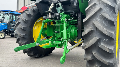 Ciągnik John Deere 4052M Ciągnik John Deere 4052M