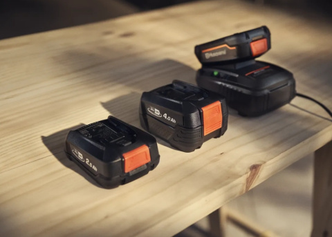 Husqvarna ładowarka Aspire™ P4A 18-C70 Husqvarna ładowarka Aspire™ P4A 18-C70