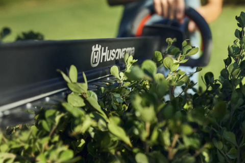 Husqvarna nożyce do żywopłotu akumulatorowe Aspire™ H50-P4A ZESTAW Husqvarna nożyce do żywopłotu akumulatorowe Aspire™ H50-P4A ZESTAW