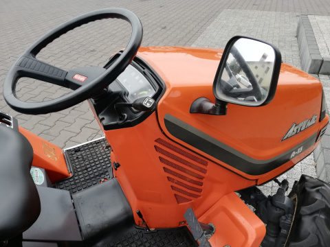 Japoński traktor ogrodowy Kubota Aste A13 Japoński traktor ogrodowy Kubota Aste A13