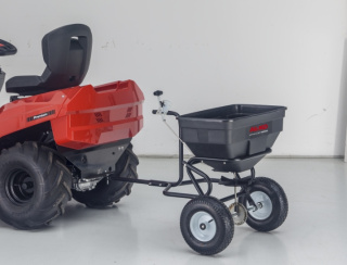 Rozsiewacz / piaskarka do traktorka ogrodowego SP 60