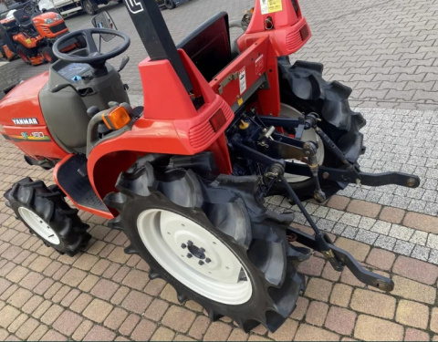 YANMAR AF160 Mini traktor z rewersem 4x4 super stan YANMAR AF160 Mini traktor z rewersem 4x4 super stan