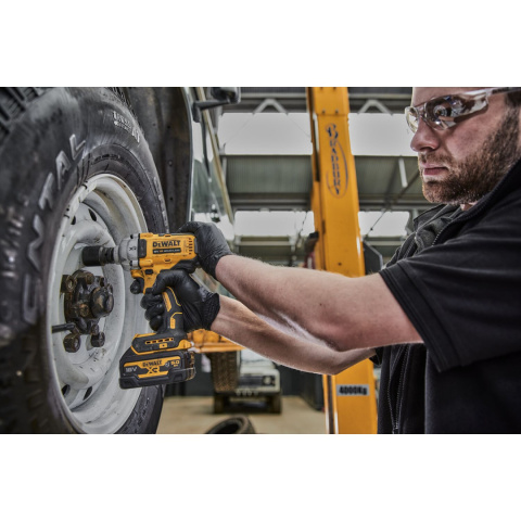 Akumulatorowy klucz udarowy 1/2" DEWALT DCF891N-XJ