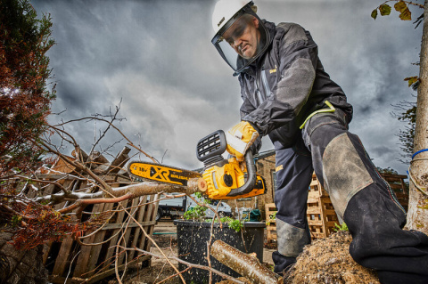 DeWALT Akumulatorowa pilarka łańcuchowa DeWALT Akumulatorowa pilarka łańcuchowa