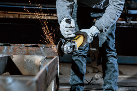 DeWALT Szlifierka kątowa do precyzyjnej obróbki DeWALT Szlifierka kątowa do precyzyjnej obróbki