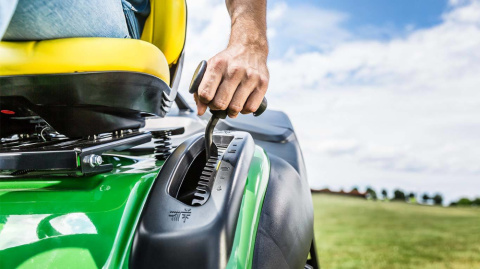 Traktorek Kosiarka John Deere X167R