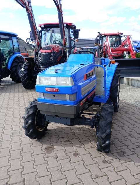 Ciągnik Iseki Landleader 227