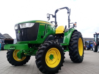 Ciągnik John Deere 4052M