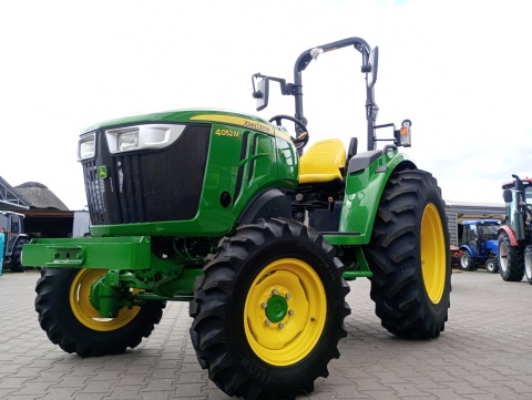 Ciągnik John Deere 4052M