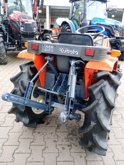 Ciągnik Kubota Aste A15