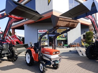 Ciągnik Kubota B1600 z Ładowaczem