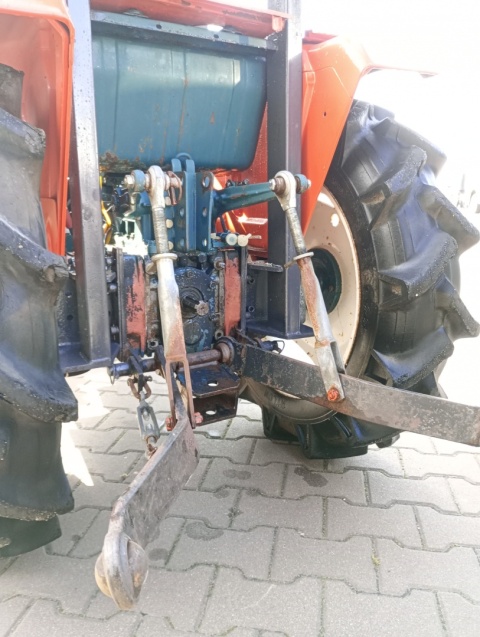 Ciągnik Kubota B1600 z Ładowaczem
