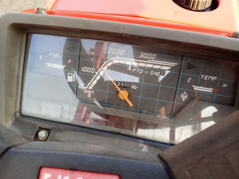 Ciągnik Kubota B1750