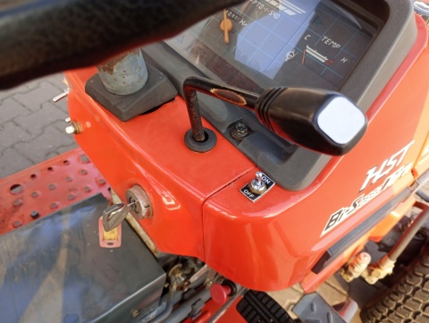 Ciągnik Kubota B1750