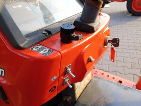 Ciągnik Kubota B1750