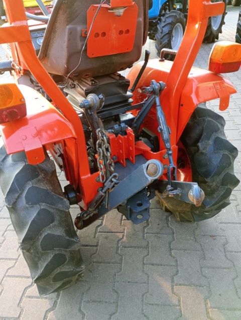 Ciągnik Kubota B6200