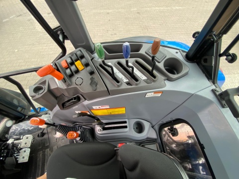 Ciągnik Rolniczy SOLIS S90 (90KM) + Zamiatarka Metal Technik 2 m, Zbiornik na wodę, szczotka boczna