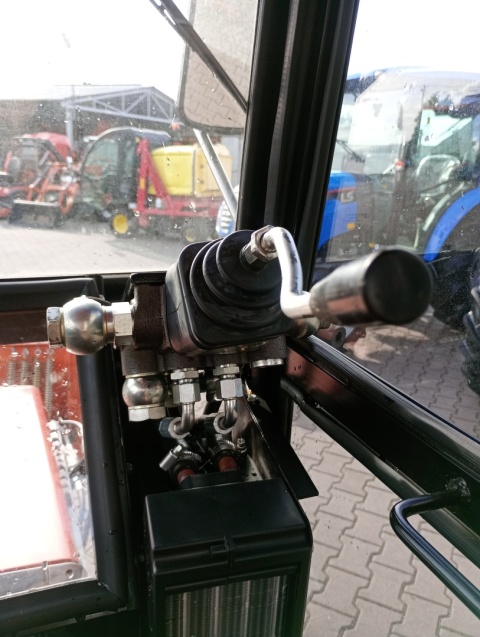 Ciągnik Yanmar F145