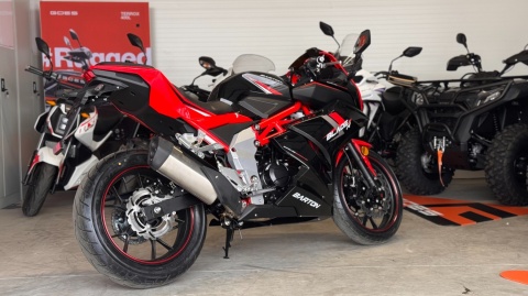 Motocykl Barton Blade-R