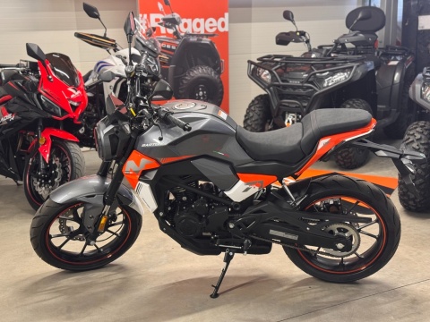 Motocykl Barton Naked 125