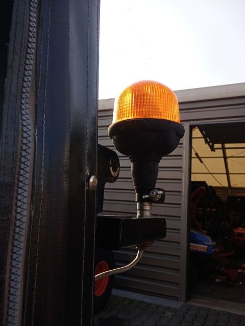 Ciągnik Shibaura ST342 z Kabiną