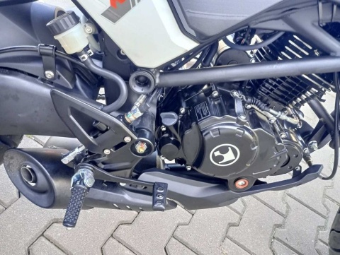 Motocykl Barton Naked 125