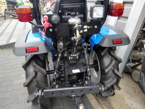 Traktor SOLIS S26 - 25KM, wspomaganie, 4x4