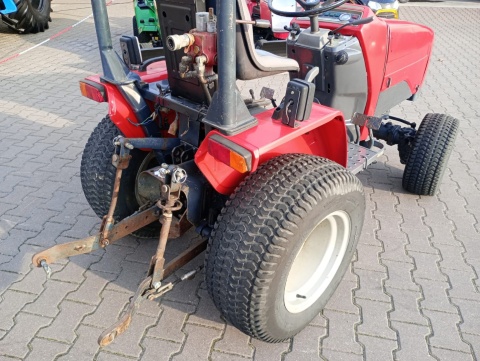 Ciągnik Massey Fergusson 1205