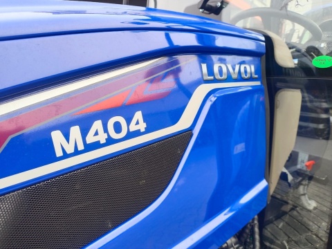 Ciągnik rolniczy LOVOL M404 - 40 KM