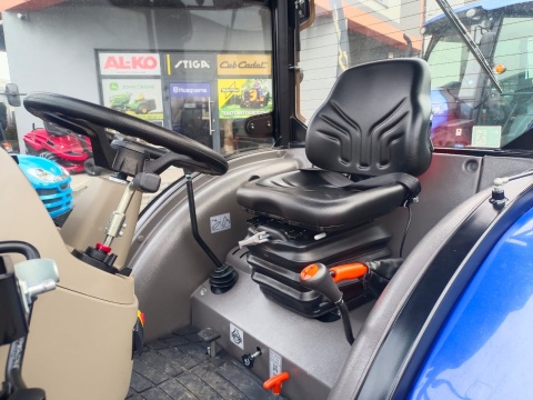 Ciągnik rolniczy LOVOL M404 - 40 KM