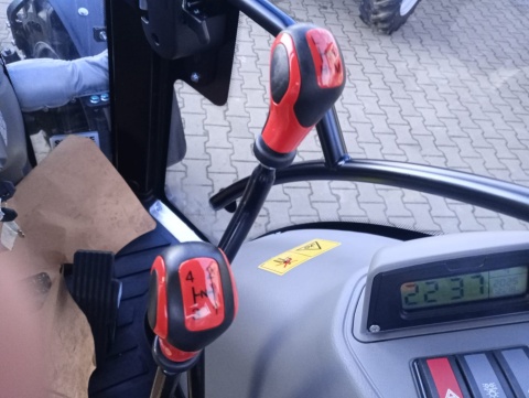 Ciągnik rolniczy LOVOL M504 - 50 KM