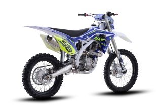 Cross Barton NXT 300