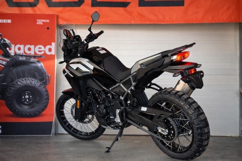 Motocykl CFMOTO 450MT