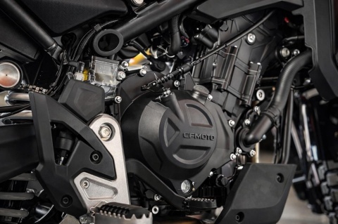 Motocykl CFMOTO 450MT