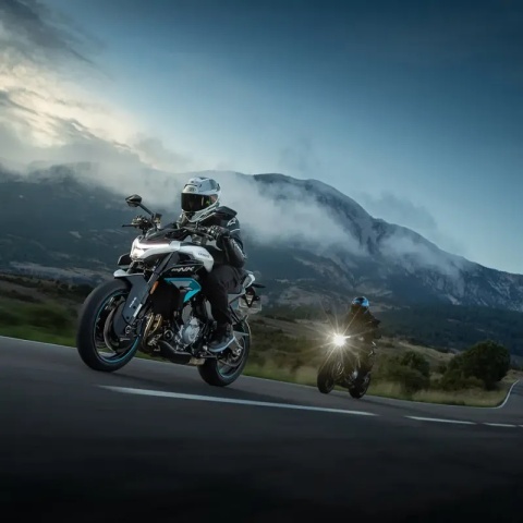 Motocykl CFMOTO 675NK