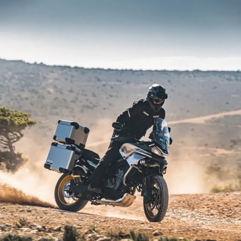 Motocykl CFMOTO 800 MT Sport