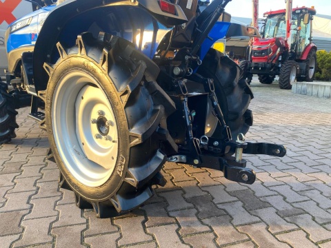 Traktor SOLIS S26 - 25KM, wspomaganie, 4x4