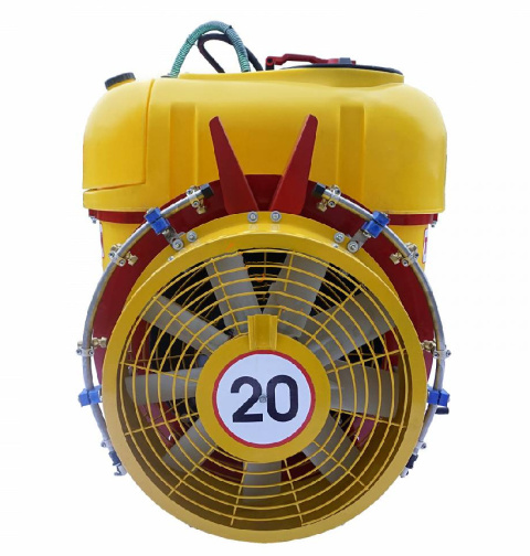 Opryskiwacz sadowniczy 200 l Opryskiwacz sadowniczy 200 l