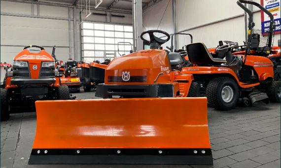 HUSQVARNA LT130 / B&S 13KM / Manual 5+R