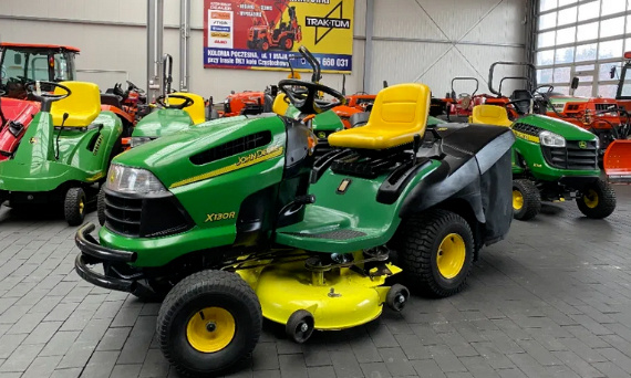 John Deere X130 R / 18 KM / V-TWIN